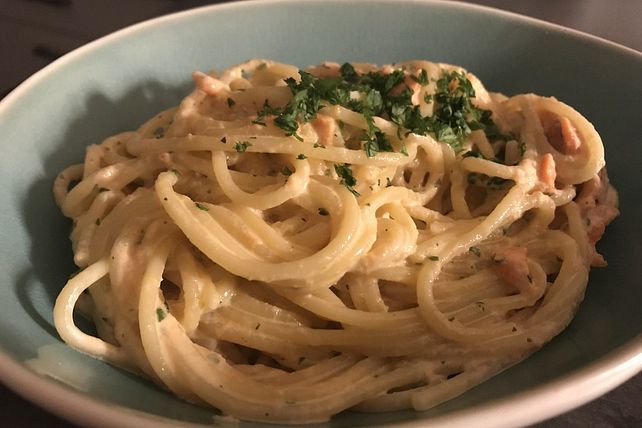 Spaghetti mit Räucherlachs von Wienerin| Chefkoch