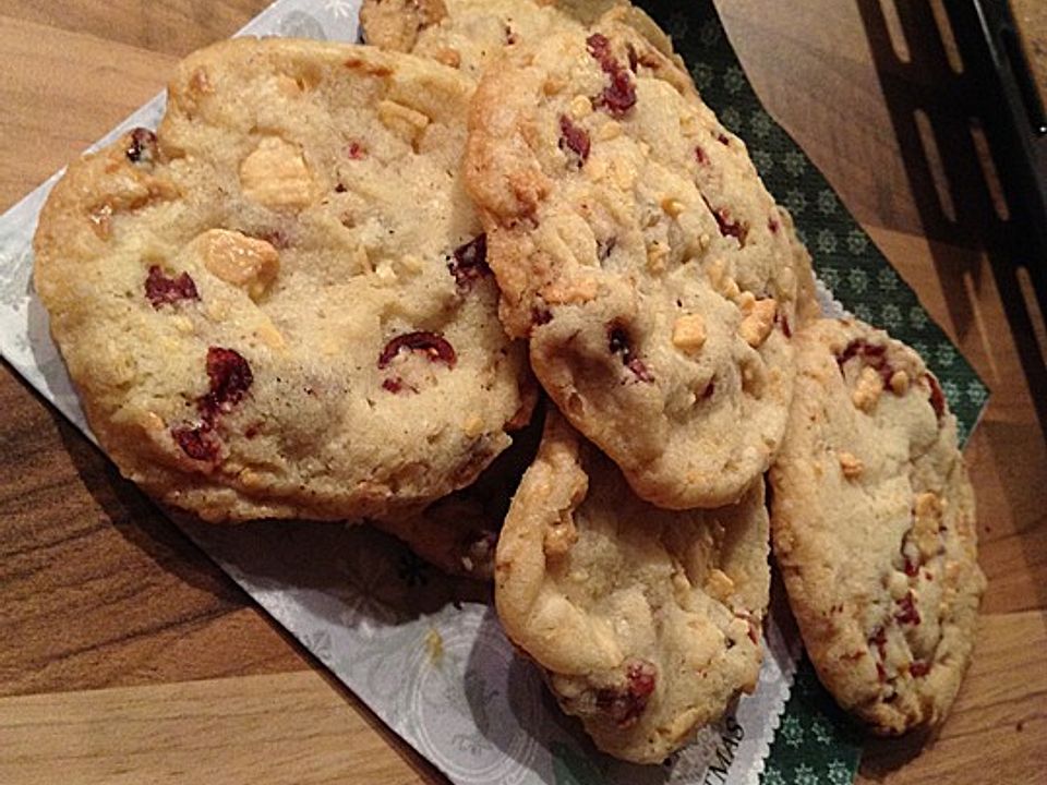 White Chocolate &amp; Cranberry Cookies von DreiSternekoch| Chefkoch