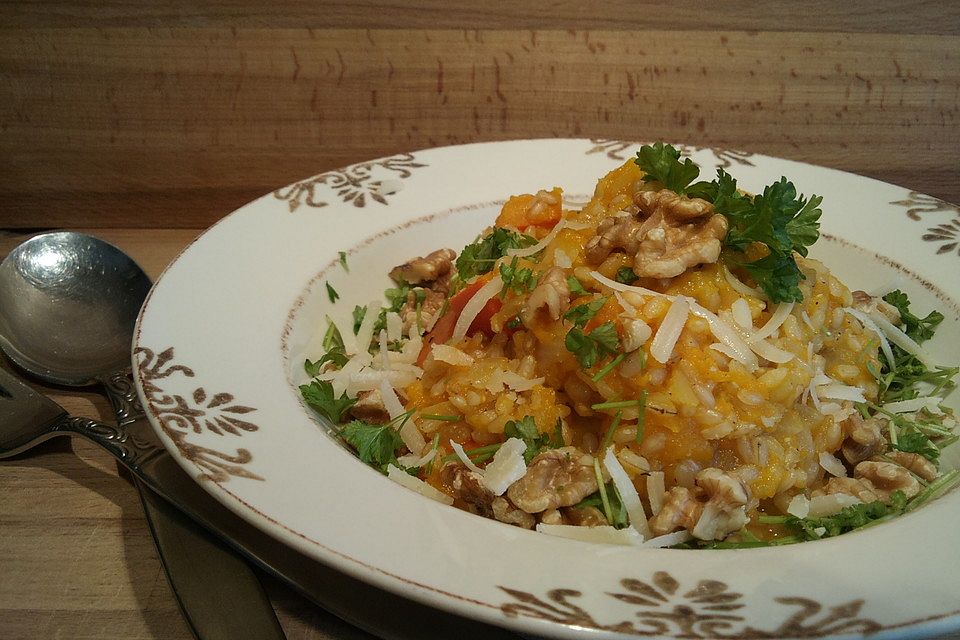 Kürbisrisotto mit Walnüssen Kürbisrisotto mit Walnüssen