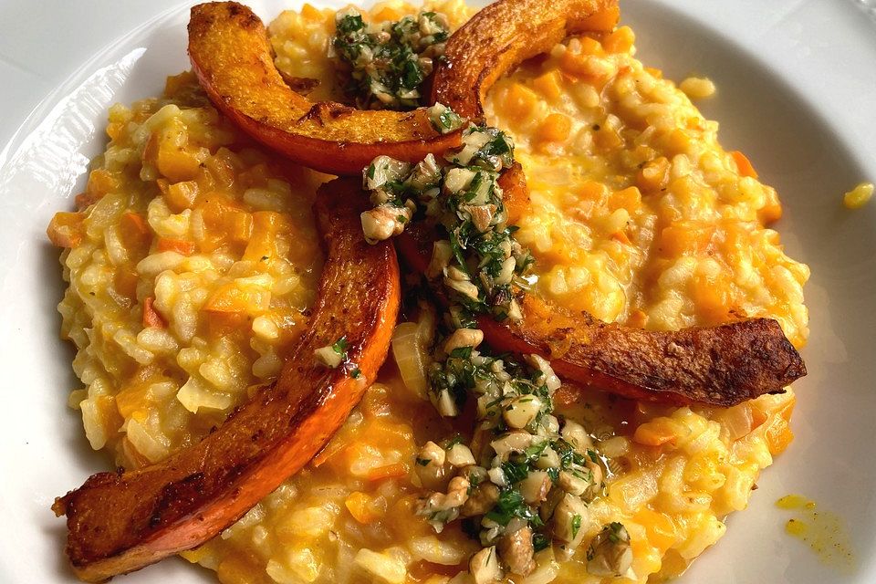 Kürbisrisotto mit Walnüssen Kürbisrisotto mit Walnüssen