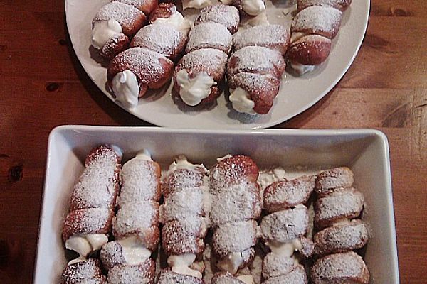 Süße Teigrollen mit Ricotta von montallegro | Chefkoch