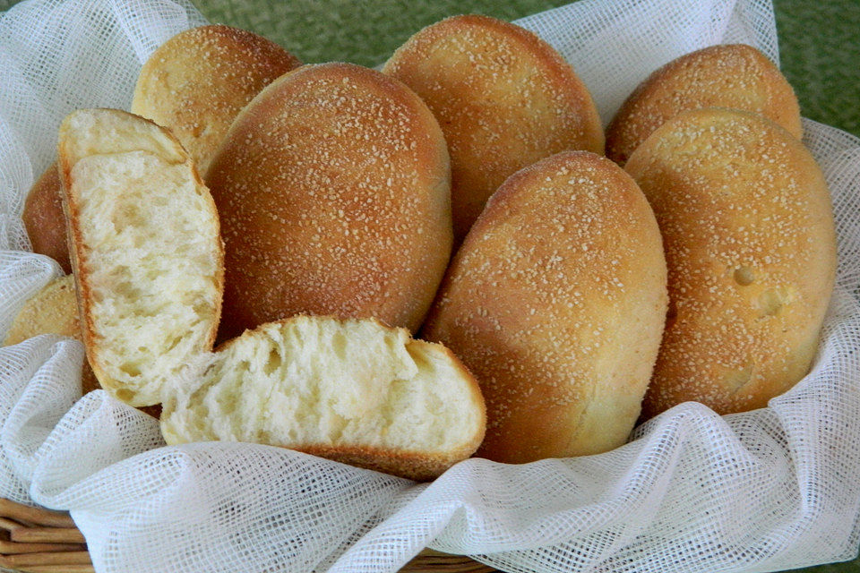 Pan de Sal nach Hannah-philippinische Brötchen