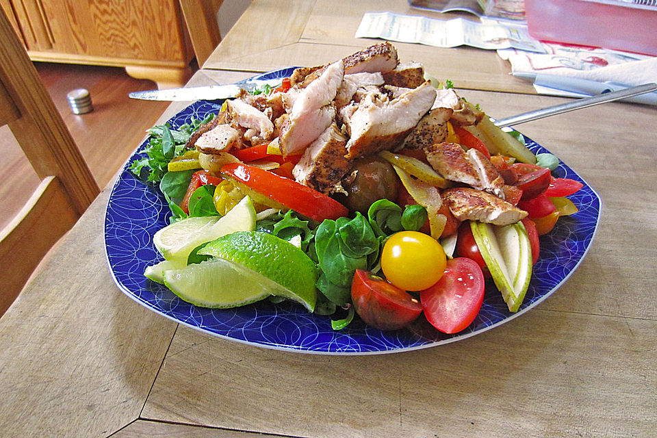 Hühnchenbrust mit Salat