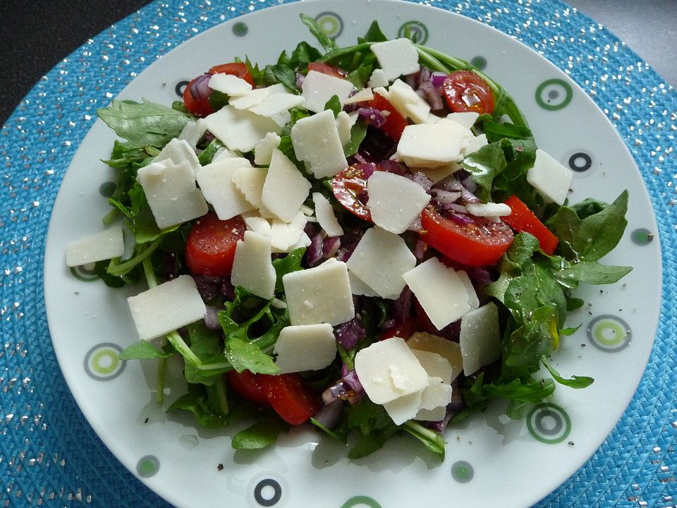 Rauke-Tomaten-Salat mit Balsamicodressing und Parmigiano von badegast1 ...