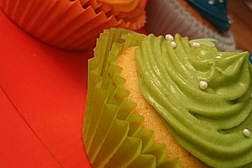 Vanille Cupcakes Mit Frosting Von Arianda Chefkoch 