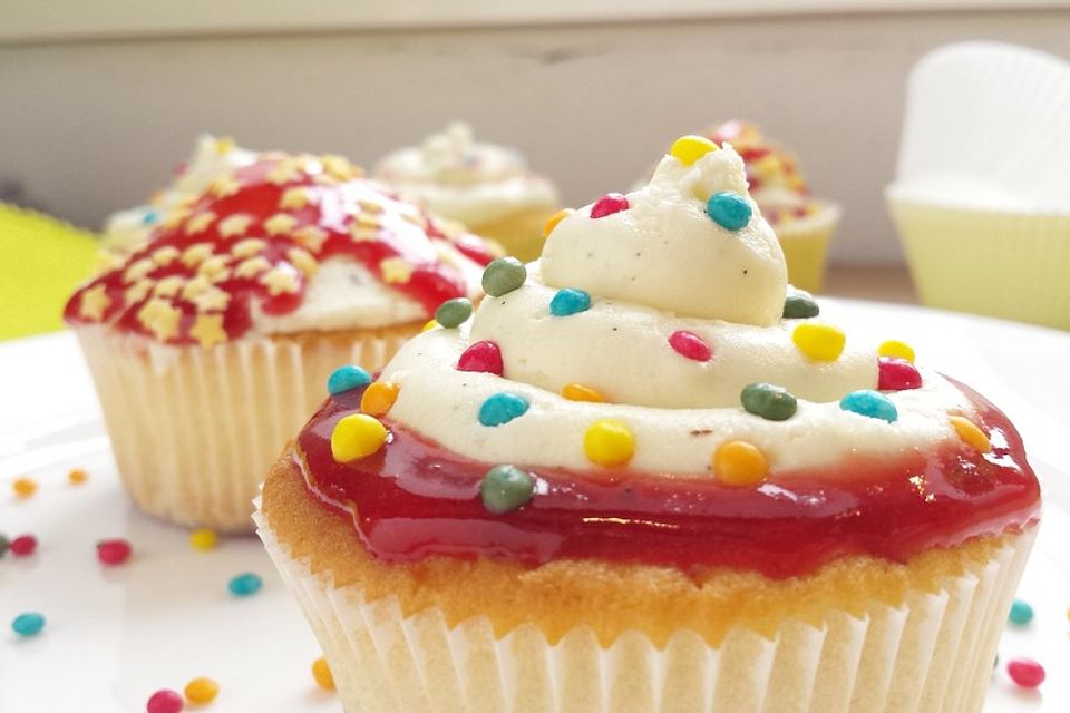 Vanille-Cupcakes mit Vanille-Frosting