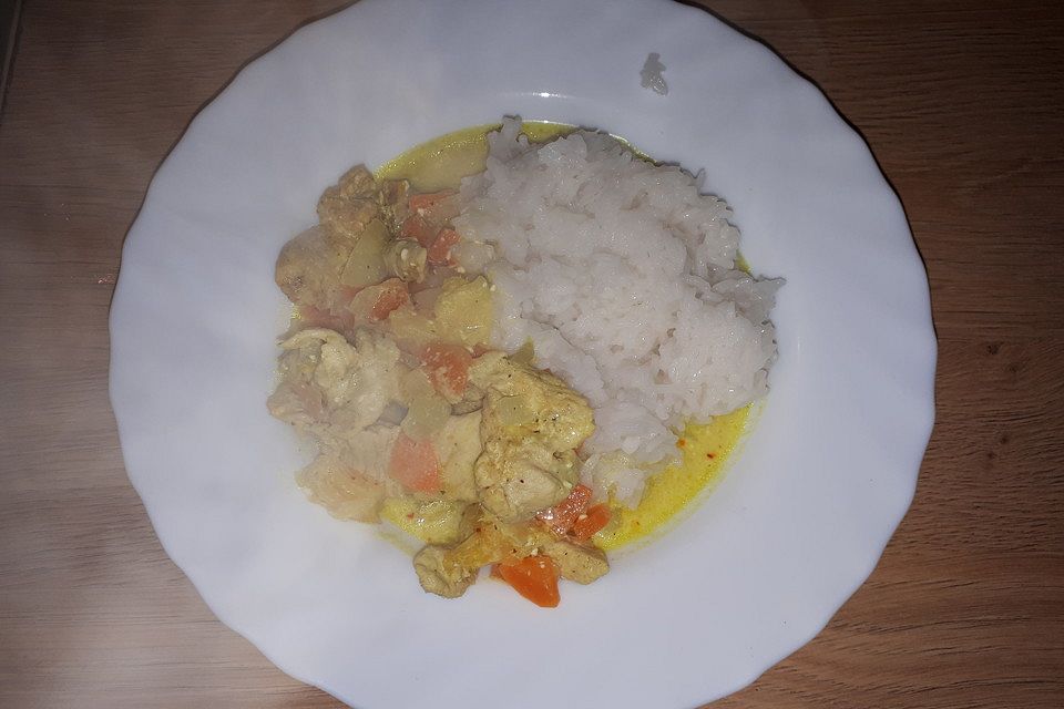 Pute mit Orangen-Curry-Basmatireis