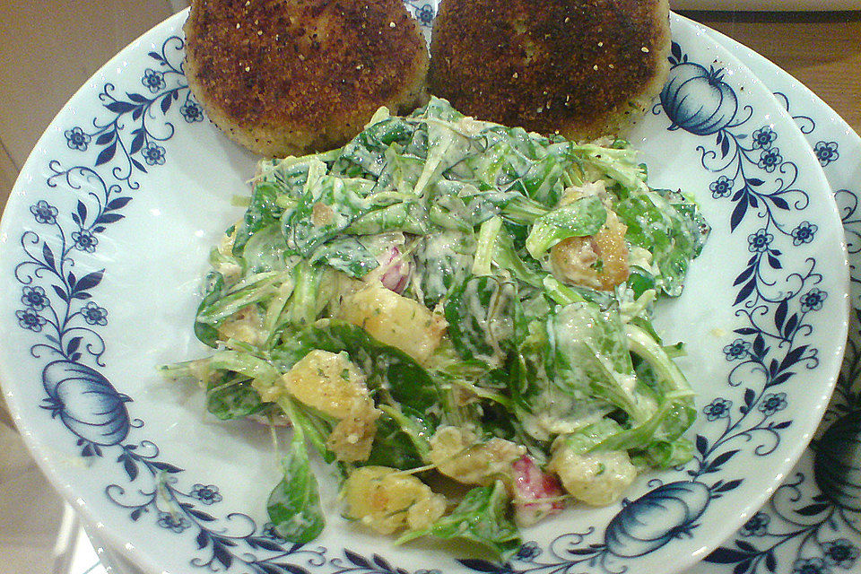 Gartenliebes erfrischender Bratkartoffelsalat mit Kräutern