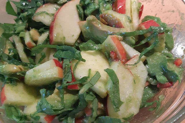 Apfel-Avocado-Salat mit Sauerampfer-Vinaigrette von Goldloeckchen123 ...