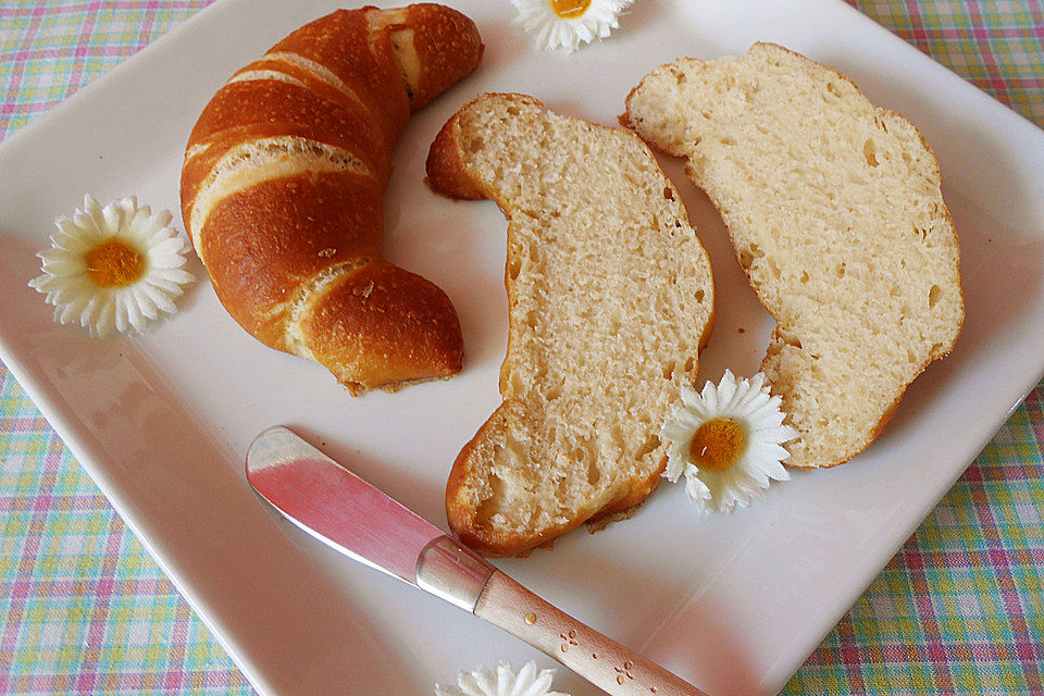 Dinkel-Laugenhörnchen mit oder ohne Käse