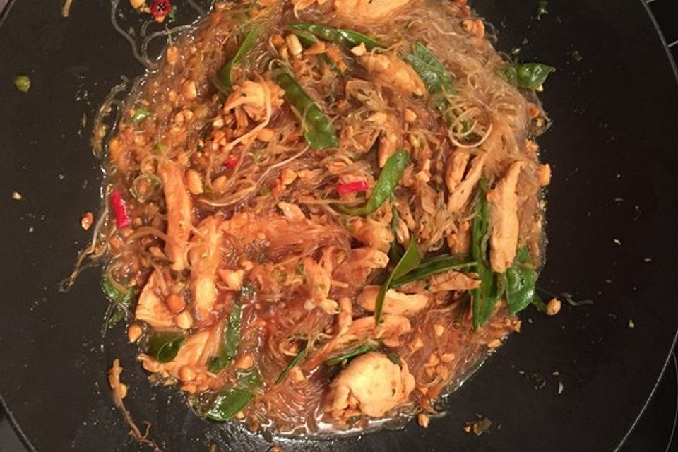 Vietnamesisches Hühnchen in Karamell-Sauce