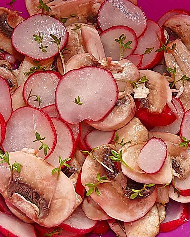 Radieschen-Pilze Salat