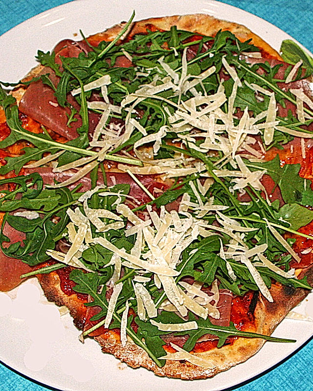 Pizza "Rucola" mit Parmesan