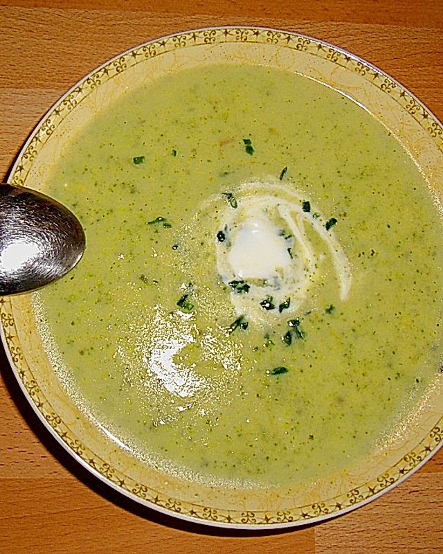Cremige Kartoffel-Brokkoli-Suppe