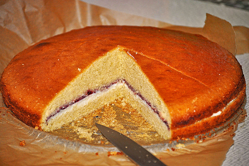 Zitronen-Marmeladen-Puddingkuchen