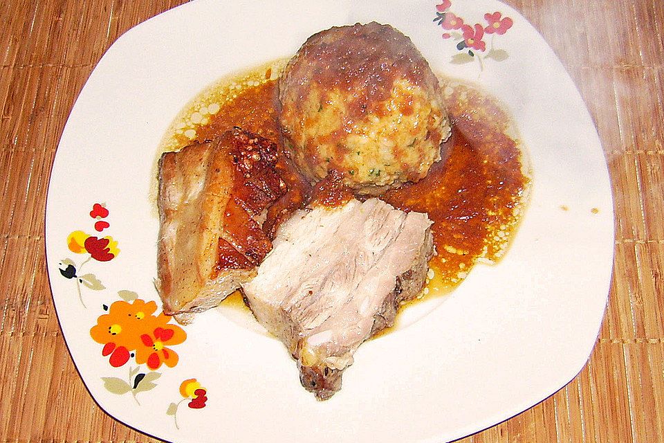 Bayrisches Krusten-Wammerl mit Sauerkraut  à la Maggler