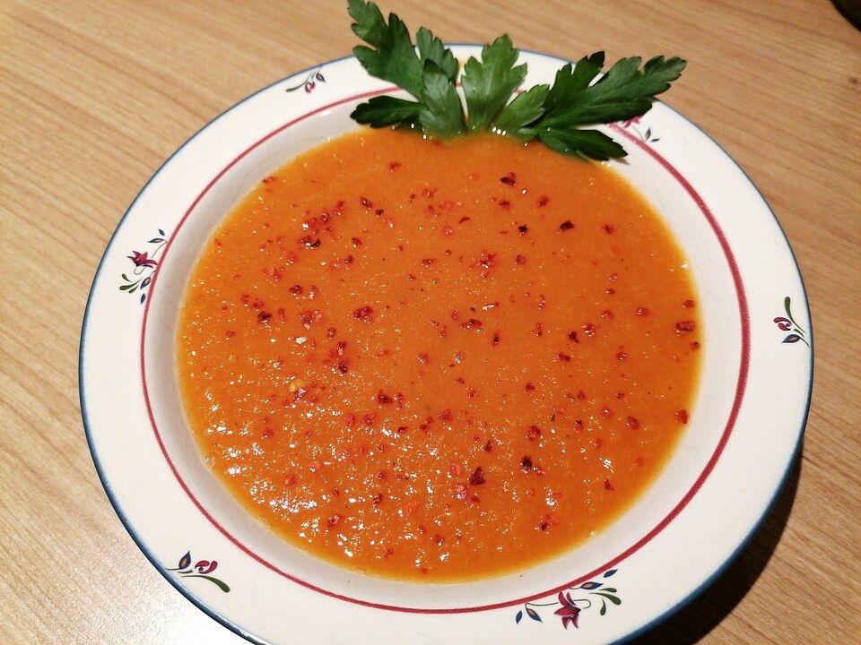 Möhrensuppe mit Aprikosen und Chili von kaliorexi| Chefkoch