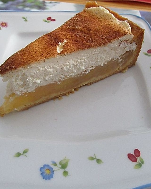 Apfel-Schmand-Kuchen mit Amaretto