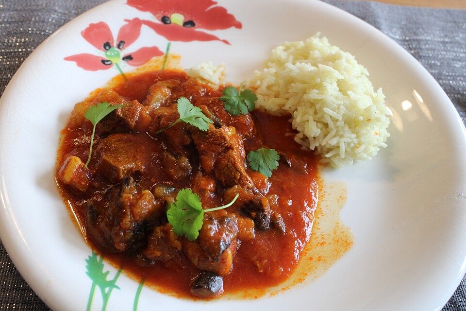 Khoresht - e- Bademjan   -   Lammfleisch mit Auberginen