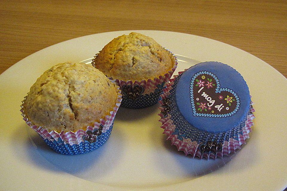 Luftige Nussmuffins