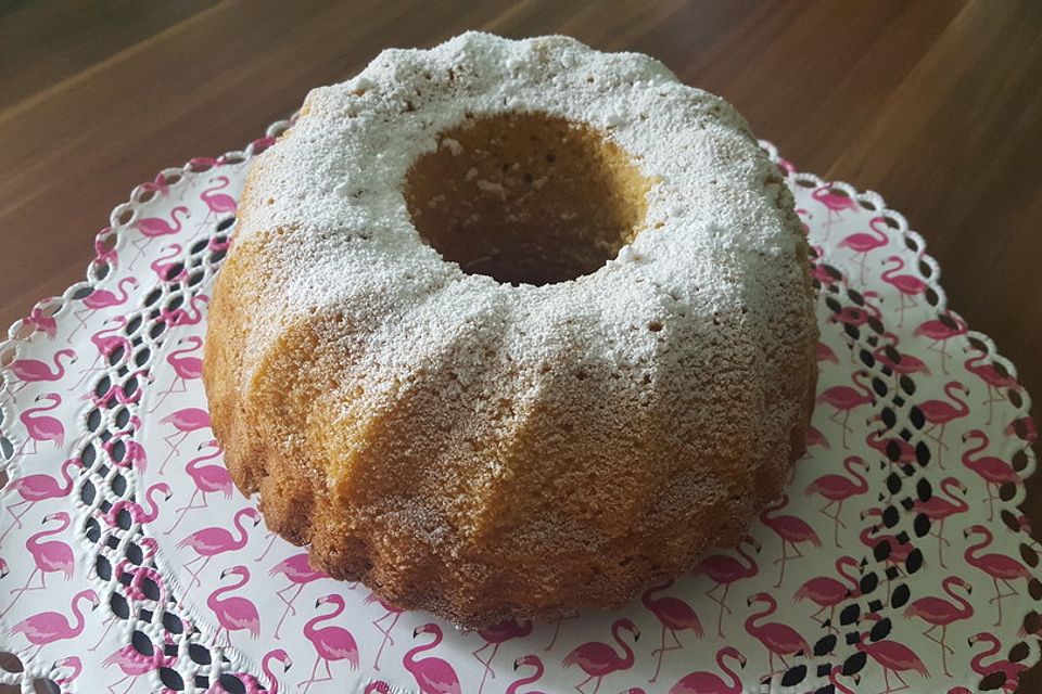 Apfelmus-Rührkuchen