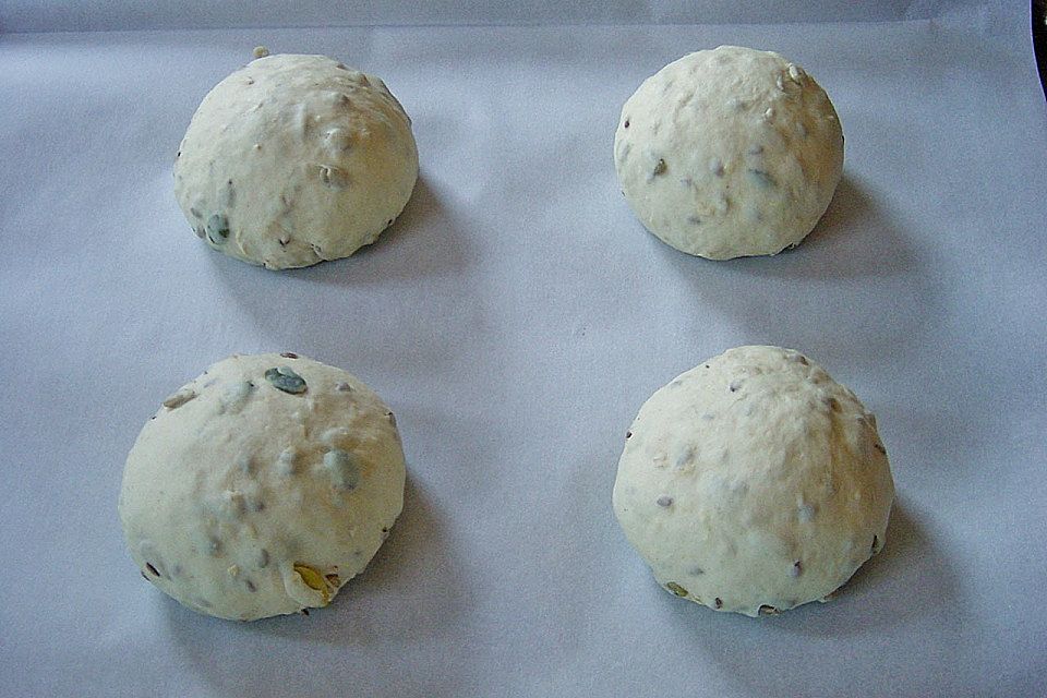 Knusprige Langschläferbrötchen