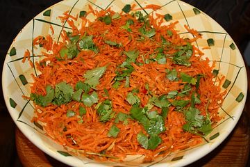 Karottensalat mit Ingwer und Koriander