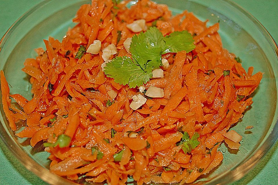 Karottensalat mit Ingwer und Koriander