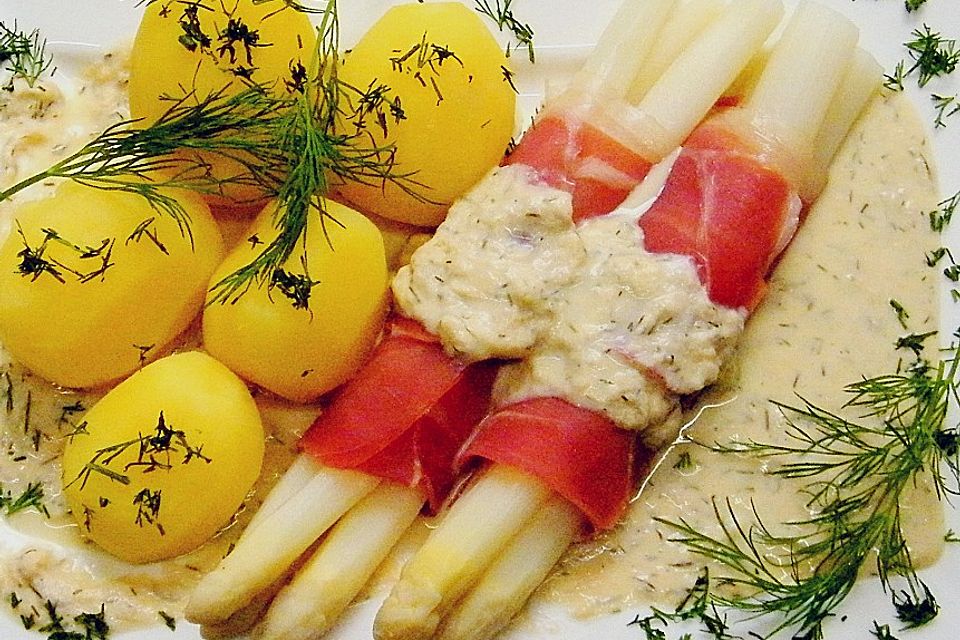 Spargel mit Serranoschinken und Lachs-Meerrettich Sauce