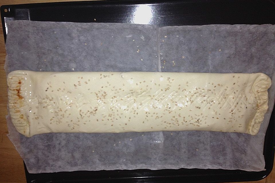 Pikanter Strudel mit zwei Füllungen aus Tschechien