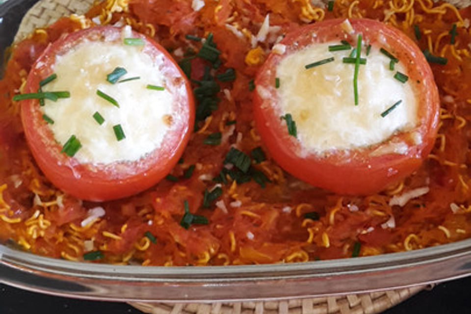 Eier im Tomatenhaus