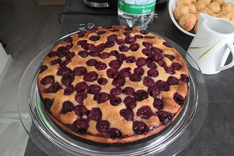 Bananen-Kirsch-Kuchen