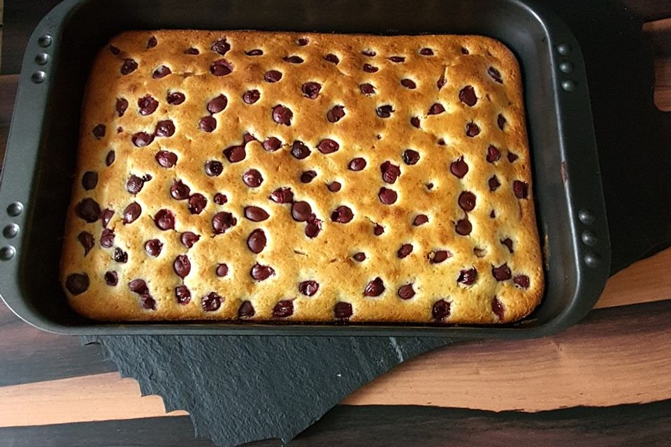 Bananen-Kirsch-Kuchen