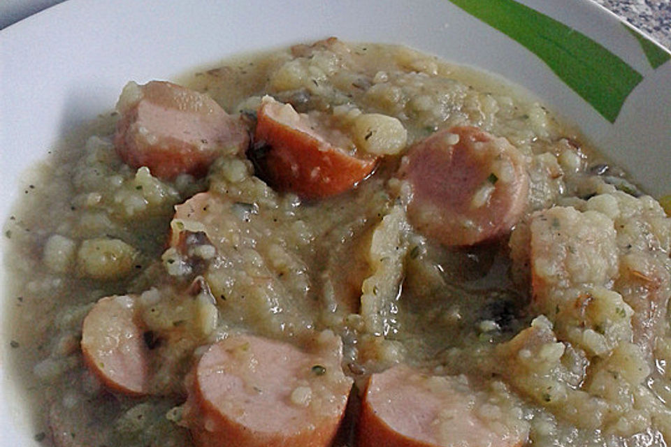 Kartoffelsuppe mit Bockwurst