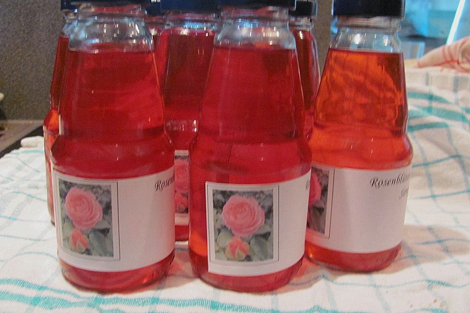 Rosenblütensirup