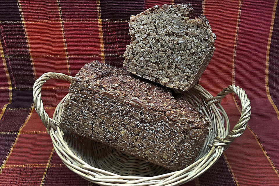 Eifelkrimis kerniges Roggenbrot