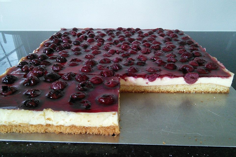 Kirsch-Schmand-Blechkuchen