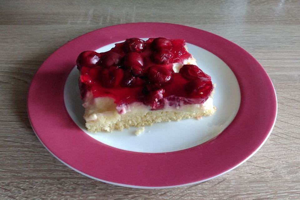 Kirsch-Schmand-Blechkuchen