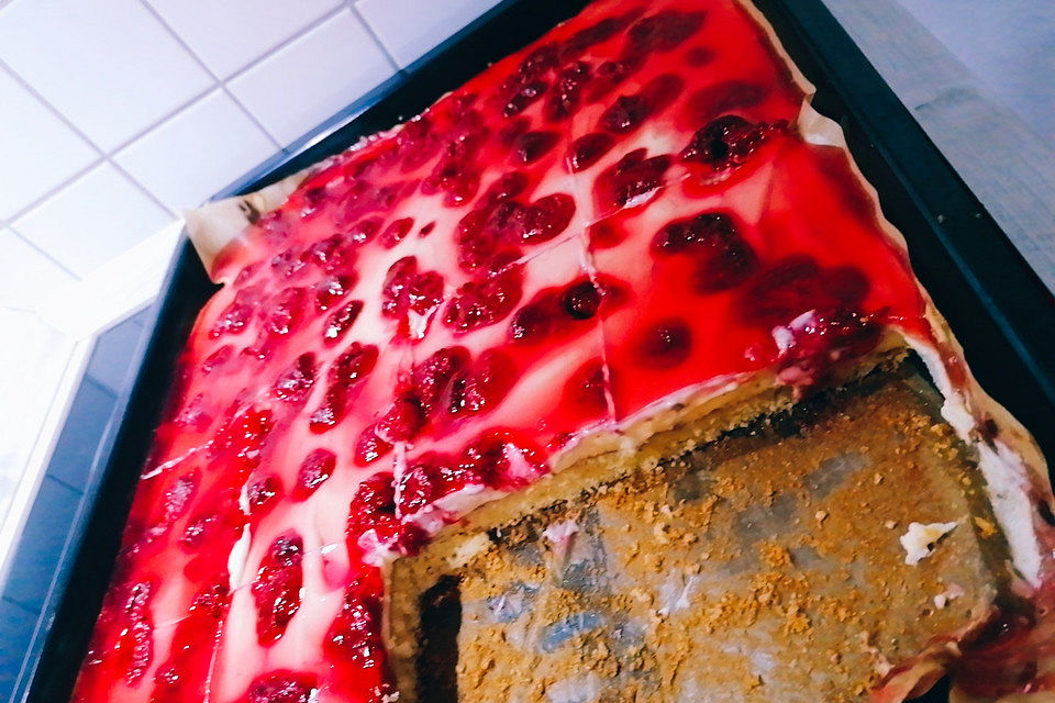 Kirsch-Schmand-Blechkuchen