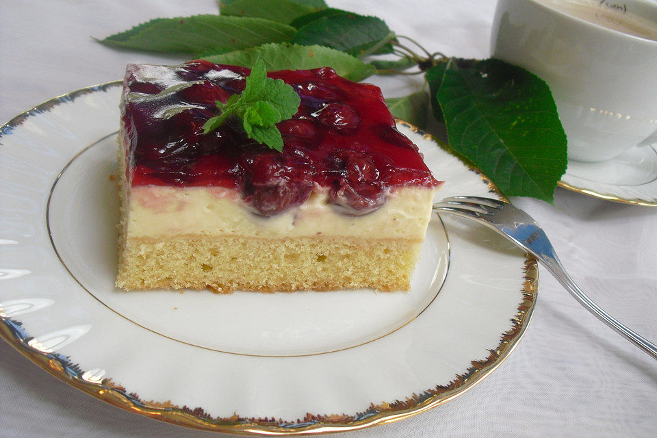 Kirsch-Schmand-Blechkuchen