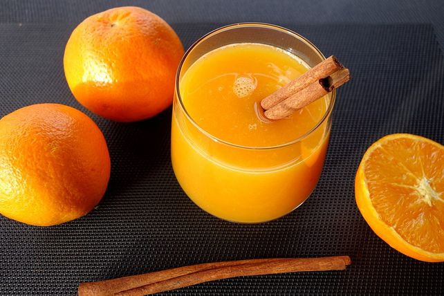Frischer Orangensaft mit Orangenblütenwasser von sweeterassugar| Chefkoch