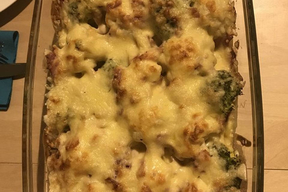 Brokkoli-Kartoffel-Gratin mit Schinken