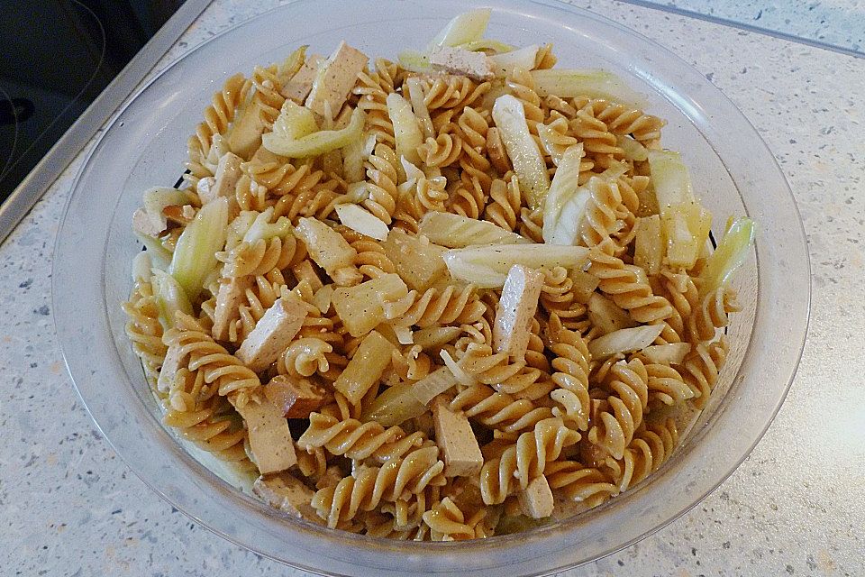 Vegetarischer Nudelsalat