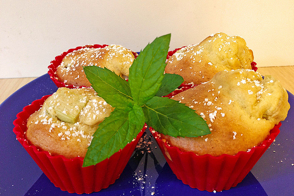 Rhabarbermuffins mit Marzipan