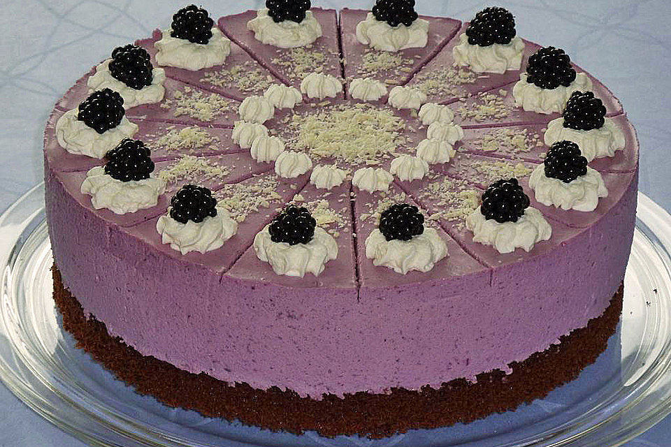 Brombeer-Joghurt-Torte