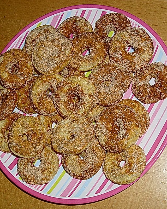 Mini Zimt-Donuts mit Kardamom