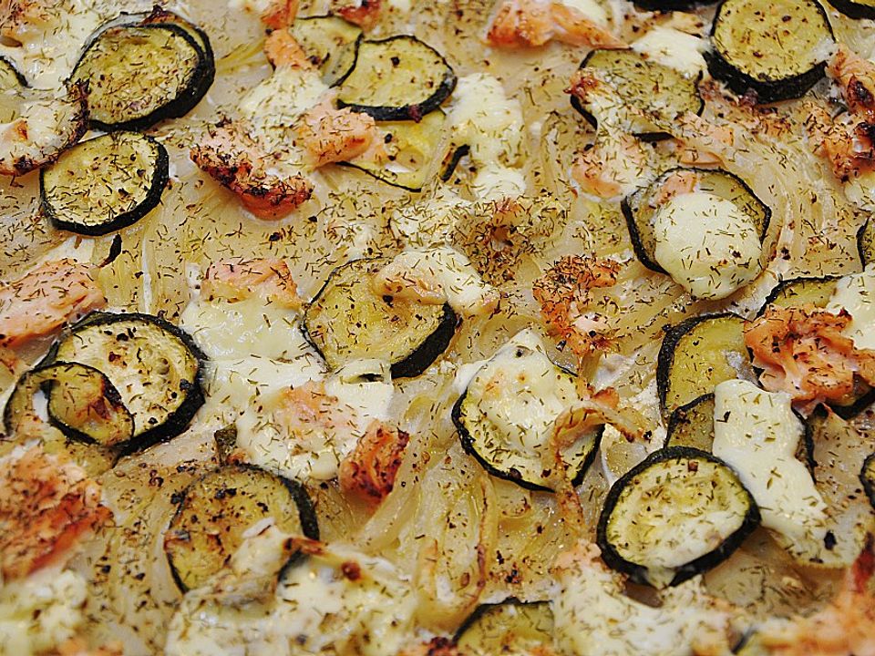 Pizza Mit Lachs Fenchel Und Zucchini Von Obikoch Chefkoch