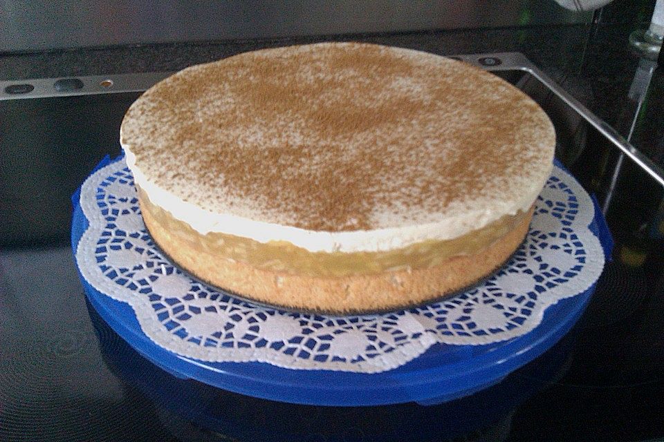 Apfelcremetorte