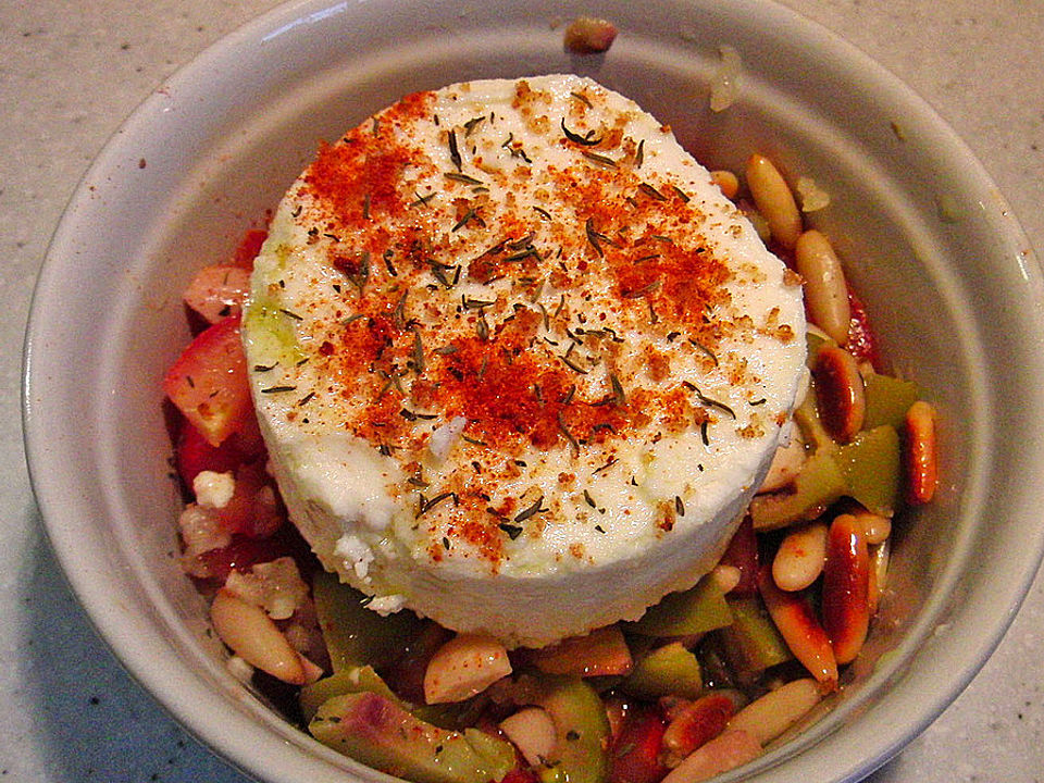 Geräucherter Ziegenkäse auf Tomaten - Olivenkompott von HellaWahnsinn ...