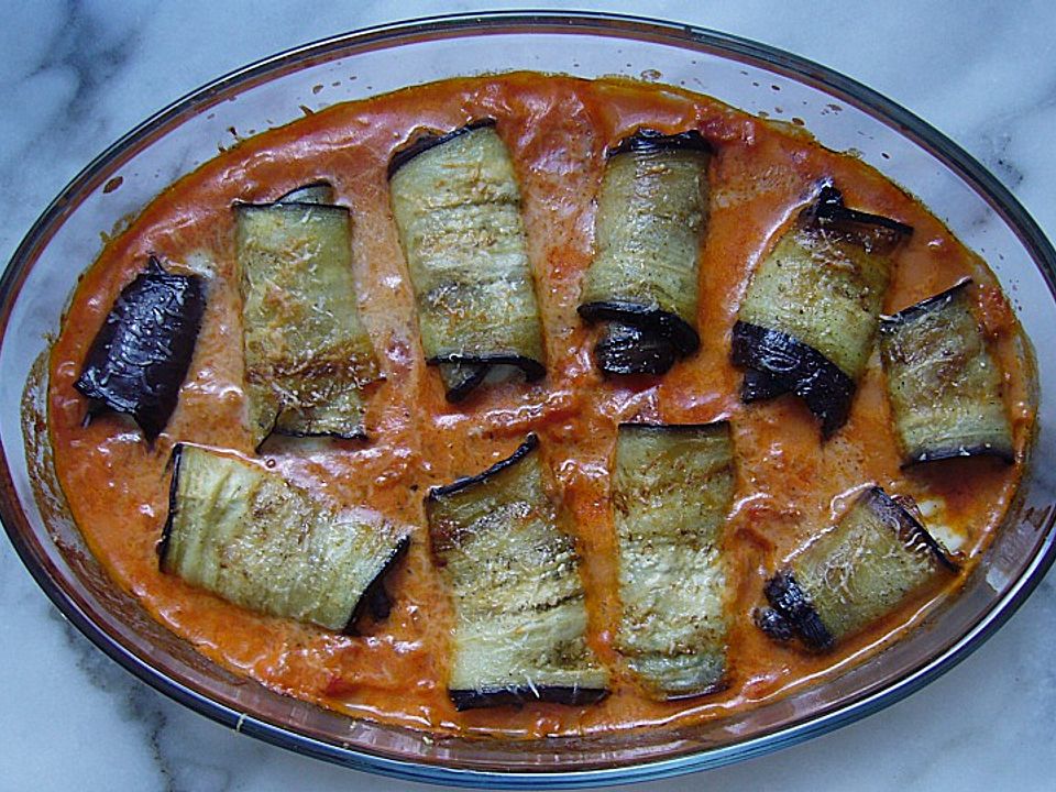 Auberginenauflauf mit Tomaten und Schafskäse mediterran - Kochen Gut ...